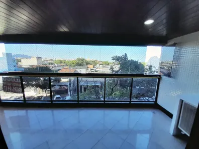 Apartamento com 4 Quartos à venda, 190m² no Praia do Canto, Vitória