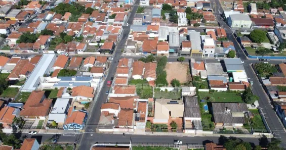 Lote/Terreno à venda, 840m² no Centro, Botucatu