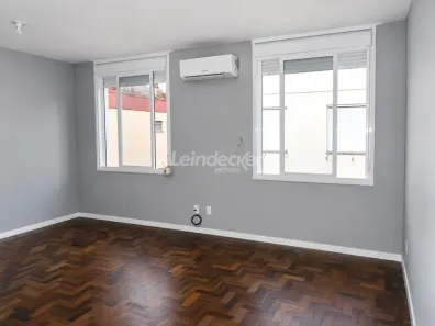 Kitnet com 1 Quarto para alugar, 29m² no Jardim Leopoldina, Porto Alegre