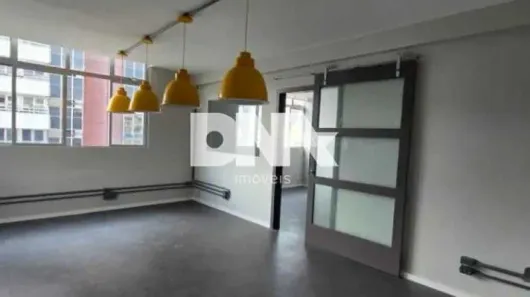 Sala Comercial à venda, 31m² no Copacabana, Rio de Janeiro