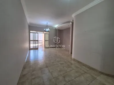 Casa com 3 Quartos à venda, 215m² no Jardim Consolação, Franca