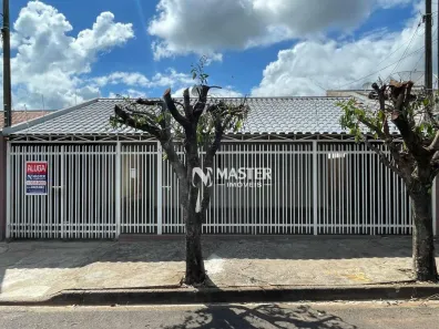 Casa com 2 Quartos para alugar, 189m² no César de Almeida, Marília
