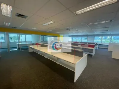Sala Comercial para alugar, 647m² no Vila Gertrudes, São Paulo