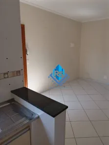 Apartamento com 2 Quartos para alugar, 47m² no Campestre, Santo André