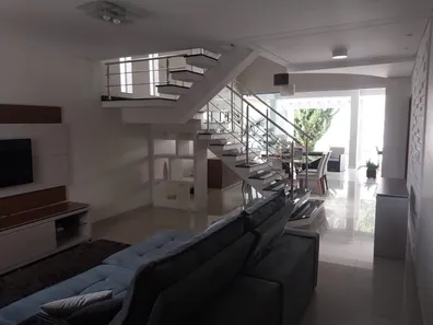 Casa de Condomínio com 4 Quartos à venda, 244m² no Jardim dos Estados, Taubaté