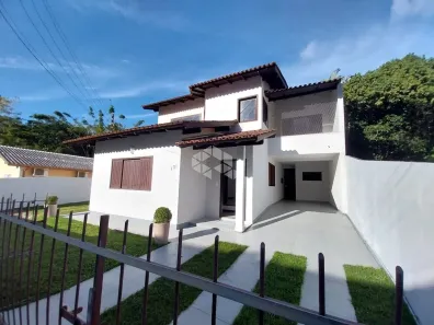 Casa com 3 Quartos à venda, 170m² no Córrego Grande, Florianópolis