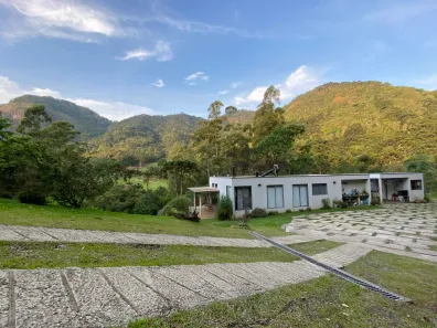 Fazenda/Sítio com 3 Quartos à venda, 21000m² no , Gonçalves