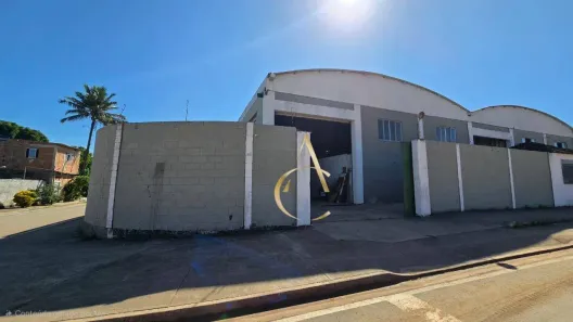 Galpão/Depósito/Armazém para alugar, 771m² no Santa Rosa, Queimados