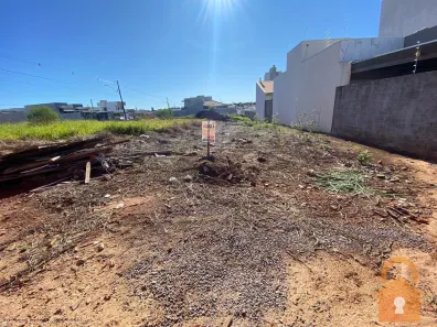 Lote/Terreno à venda, 168m² no Jardim Novo Centro, Campo Mourão