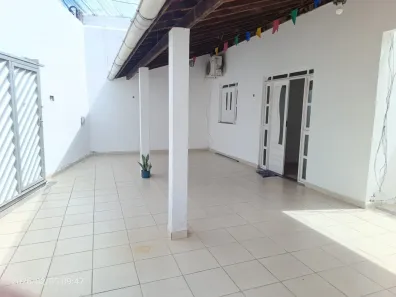 Casa com 3 Quartos para alugar, 100m² no Centro, Camaçari