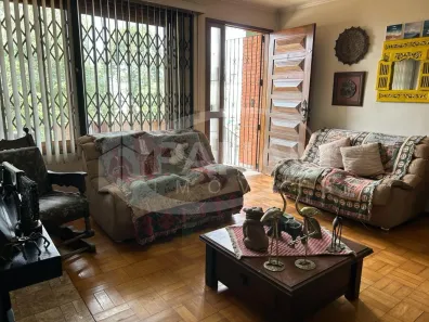 Casa com 3 Quartos à venda, 291m² no Jardim Itu, Porto Alegre