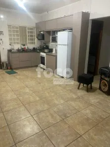 Casa com 3 Quartos para alugar, 100m² no Carajás, Uberlândia