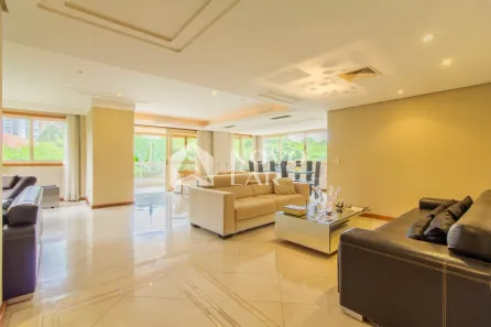 Apartamento com 3 Quartos à venda, 220m² no Petrópolis, Porto Alegre