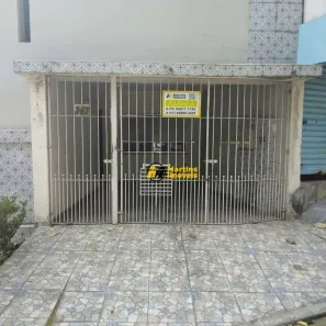 Casa com 3 Quartos para alugar, 200m² no km 18, Osasco