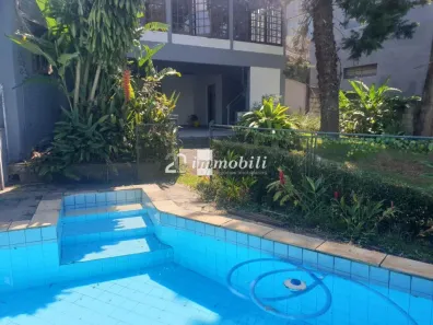 Casa com 3 Quartos à venda, 360m² no Granja Viana, Cotia