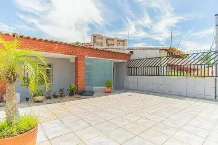 Casa com 3 Quartos à venda, 172m² no Vila Scarpelli, Santo André
