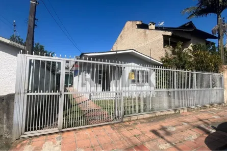 Casa com 3 Quartos para alugar, 65m² no Vila Eunice Nova, Cachoeirinha