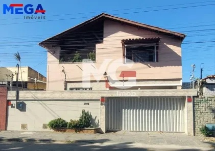 Casa com 8 Quartos à venda, 253m² no Benfica, Fortaleza