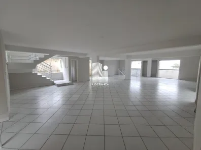 Prédio Comercial para alugar, 649m² no Estreito, Florianópolis