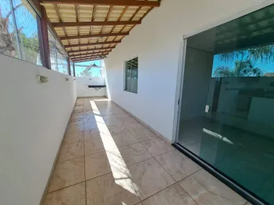 Apartamento com 3 Quartos para alugar, 110m² no Barreiro, Belo Horizonte