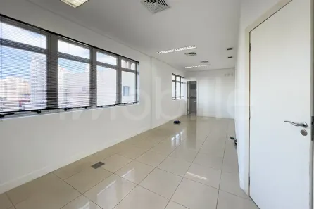 Sala Comercial à venda, 69m² no Centro, Itajaí