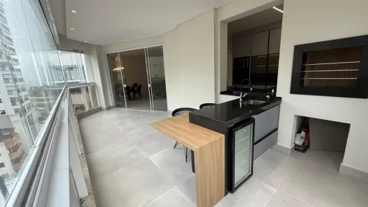 Apartamento com 4 Quartos à venda, 188m² no Meia Praia, Itapema