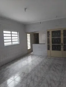 Casa com 2 Quartos para alugar, 70m² no Vila Ester (Zona Norte), São Paulo