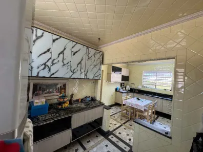 Sobrado com 3 Quartos à venda, 208m² no Vila Cascatinha, São Vicente