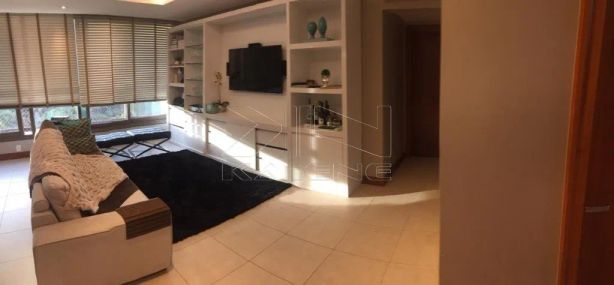 Apartamento com 3 Quartos à venda, 130m² no Três Figueiras, Porto Alegre