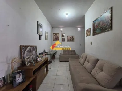 Casa com 4 Quartos à venda, 200m² no Interlagos, Divinópolis