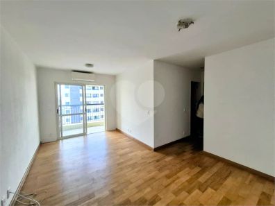 Apartamento com 2 Quartos à venda, 74m² no Vila Ipojuca, São Paulo