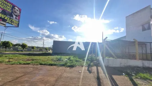 Lote/Terreno para alugar, 1500m² no Pampulha, Uberlândia