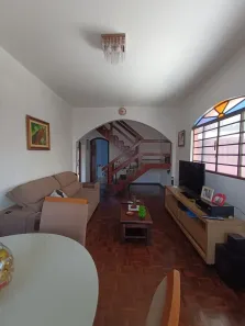Sobrado com 6 Quartos à venda, 284m² no Parque Industrial, São José dos Campos