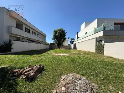 Lote/Terreno à venda, 493m² no Quiririm, Taubaté
