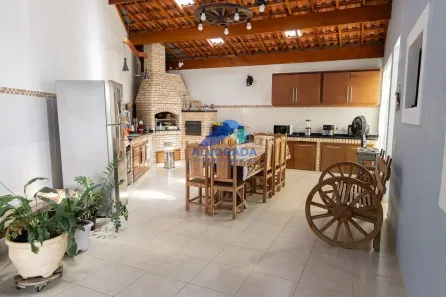 Sobrado com 3 Quartos à venda, 96m² no Vila Formosa, Jacareí