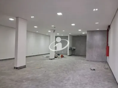 Sala Comercial para alugar, 120m² no Centro, Uberlândia