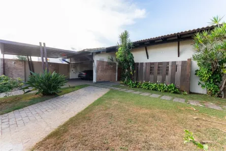 Casa com 5 Quartos à venda, 700m² no Setor de Habitações Individuais Sul, Brasília