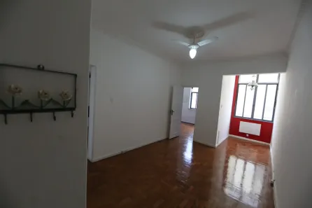 Apartamento com 2 Quartos para alugar, 75m² no Botafogo, Rio de Janeiro