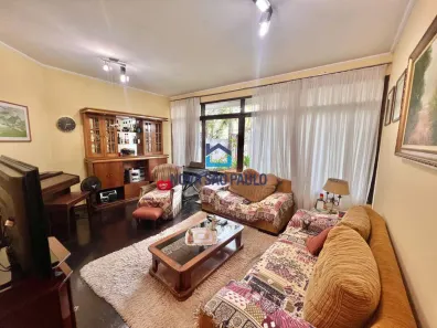 Casa com 3 Quartos à venda, 244m² no Vila Mariana, São Paulo