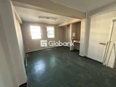 Sala Comercial com 1 Quarto para alugar, 25m² no Cidade Santa Maria, Montes Claros