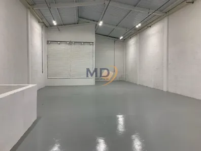 Galpão/Depósito/Armazém à venda, 625m² no Vila Nossa Senhora das Vitórias, Mauá