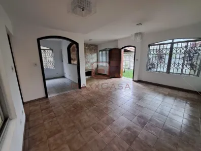 Sobrado com 3 Quartos para alugar, 187m² no Jardim Teresa, São Paulo
