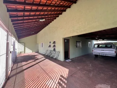 Casa com 2 Quartos à venda, 200m² no Coronel Antonino, Campo Grande