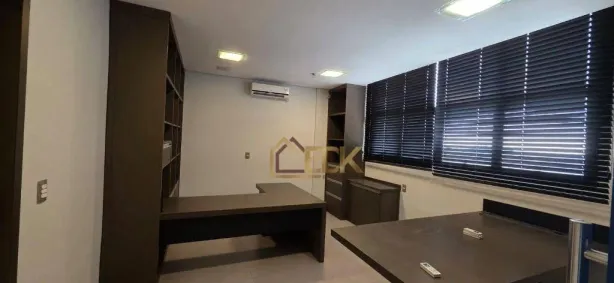 Sala Comercial para venda ou aluguel, 60m² no Centro, Taubaté