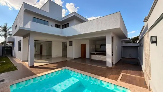 Casa de Condomínio com 4 Quartos para alugar, 320m² no Jardins Madri, Goiânia