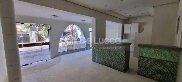 Imóvel Comercial com 5 Quartos para alugar, 299m² no Cambuí, Campinas