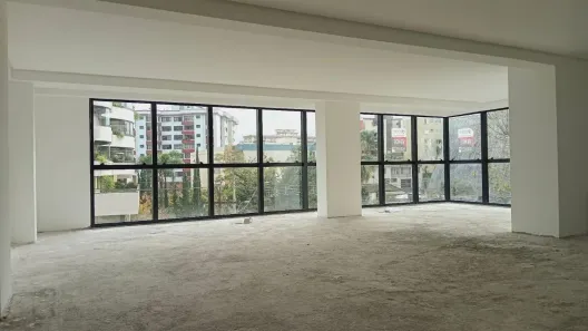 Sala Comercial à venda, 81m² no Exposição, Caxias do Sul