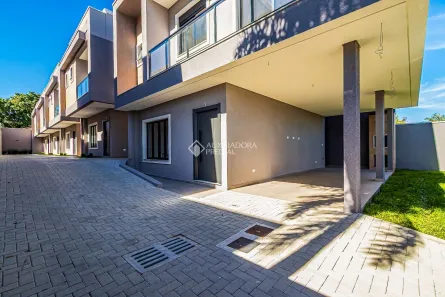 Sobrado com 3 Quartos à venda, 142m² no Xaxim, Curitiba