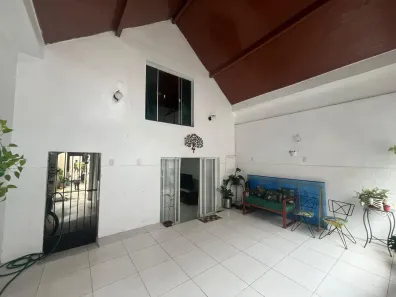 Sobrado com 3 Quartos à venda, 226m² no Marco, Belém