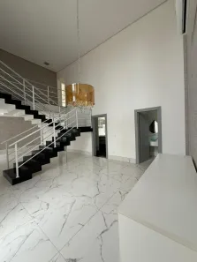 Casa de Condomínio com 4 Quartos para alugar, 404m² no Jardim Itália, Cuiabá